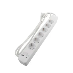 Skjøteledning 6-veis schuko m/USB og bryter hvit 1,5 m